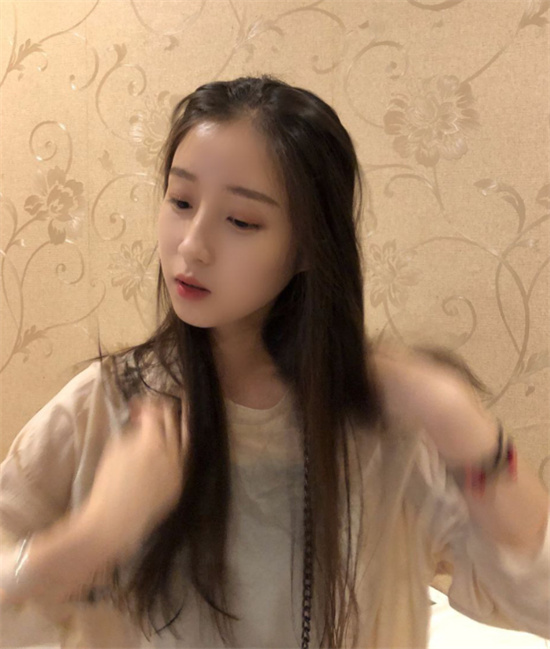 超高颜值学生妹大量私照视频曝光 超爽口技后入打桩 绝对精品福利！